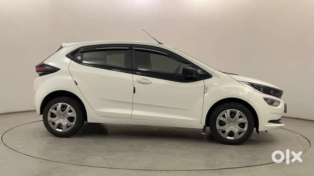 Tata Altroz 1.2 Xt, 2023, Petrol