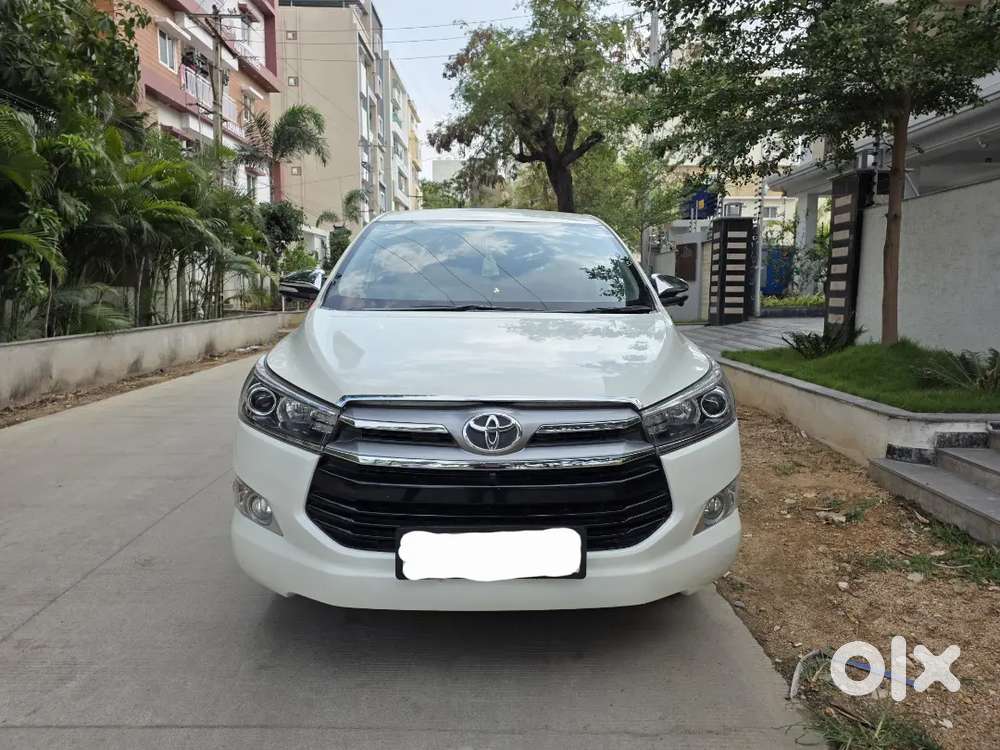 Toyota Innova Crysta 2017