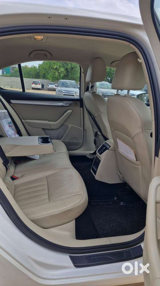 Skoda Octavia 1.8 Tsi At Style Plus, 2018, Petrol