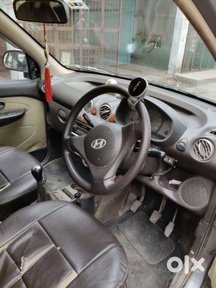 Hyundai Santro Zip Plus 2011 Variant