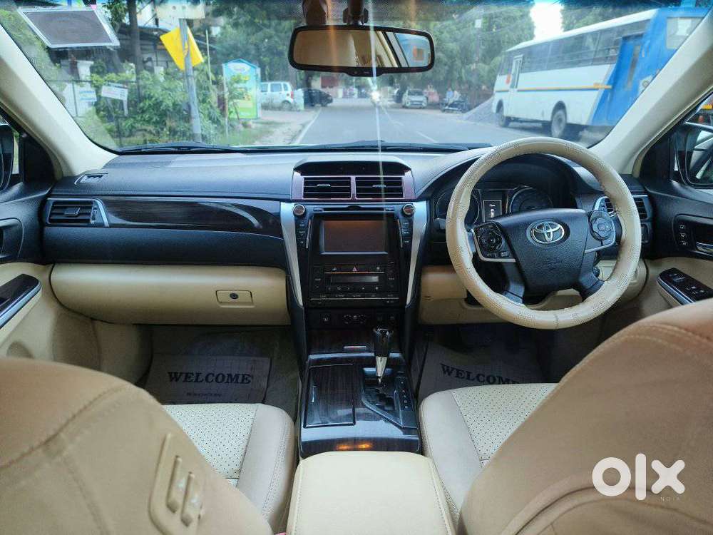 Toyota Camry 2.5 Hybrid, 2015, Petrol