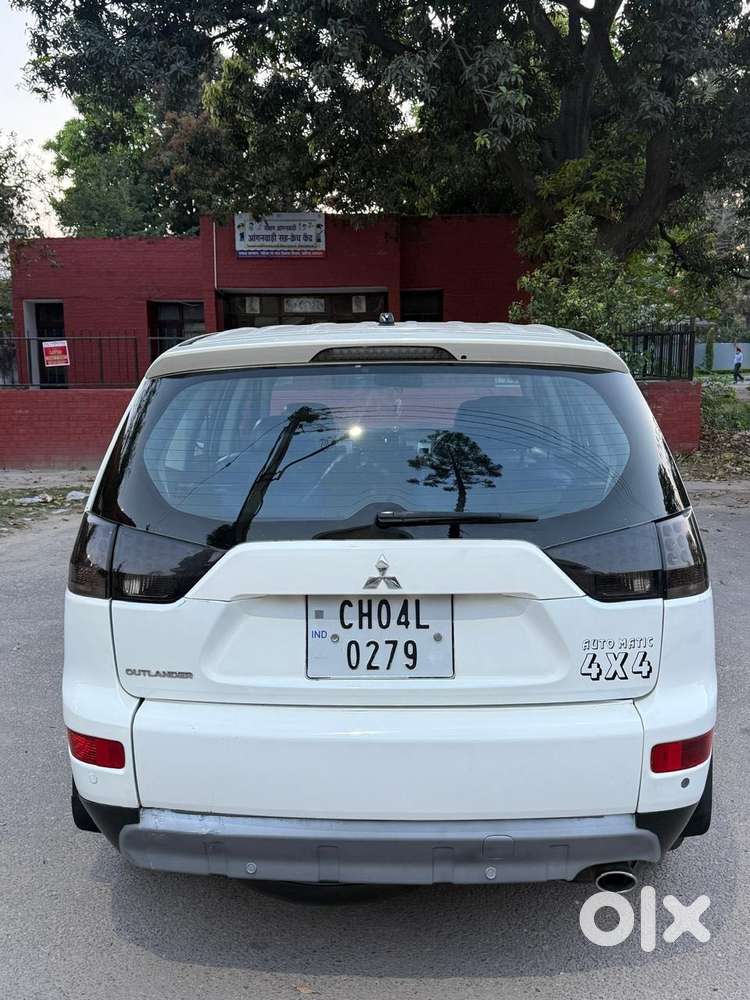 Mitsubishi Outlander 2.4 Cvt, 2009, Petrol