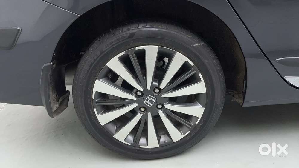 Honda City 1.5 Zx I-vtec Mt, 2023, Petrol