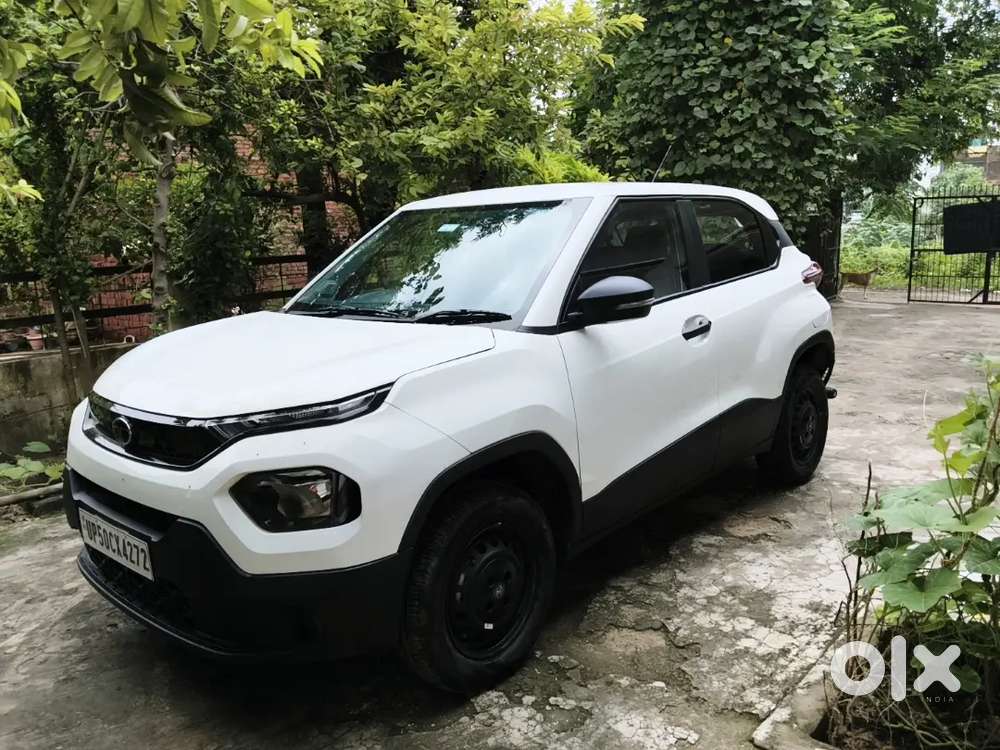 Tata Punch Rhythm 2024
