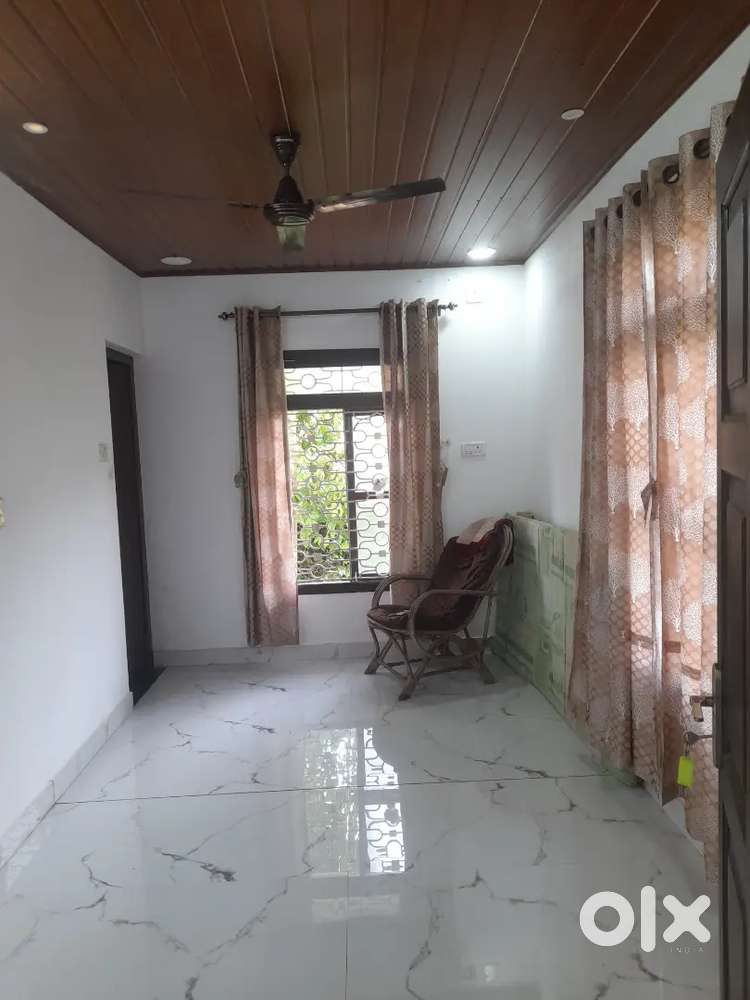 Single Room with Attached Bathroom for Rent
Only for girls Muslims