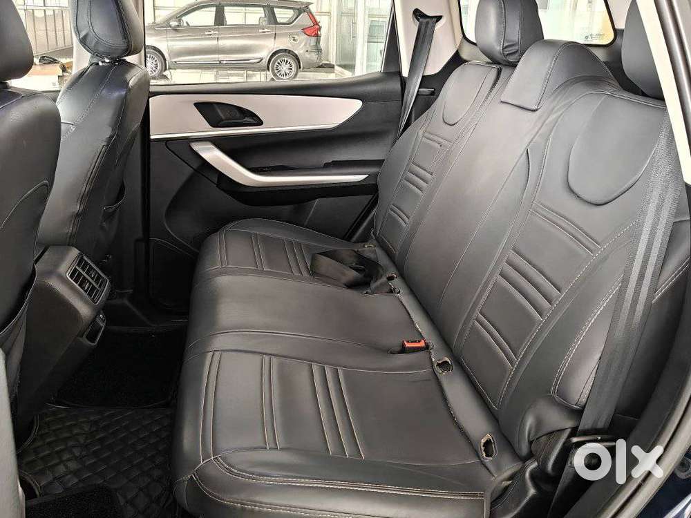 Mahindra Xuv700 2.2 Ax 3 Diesel Mt 5 Str, 2022, Diesel