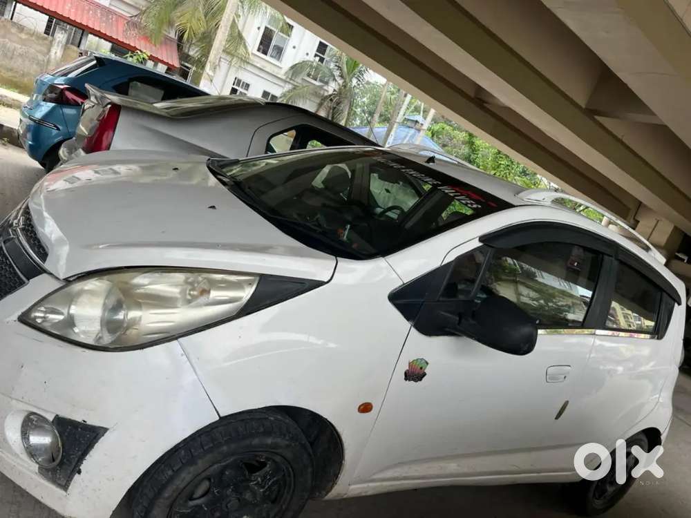 Chevrolet Beat Lt Petrol 2013