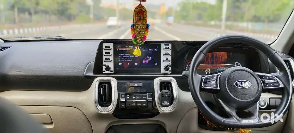 Kia Sonet Htx Turbo Imt – Top Variant  Excellent Condition