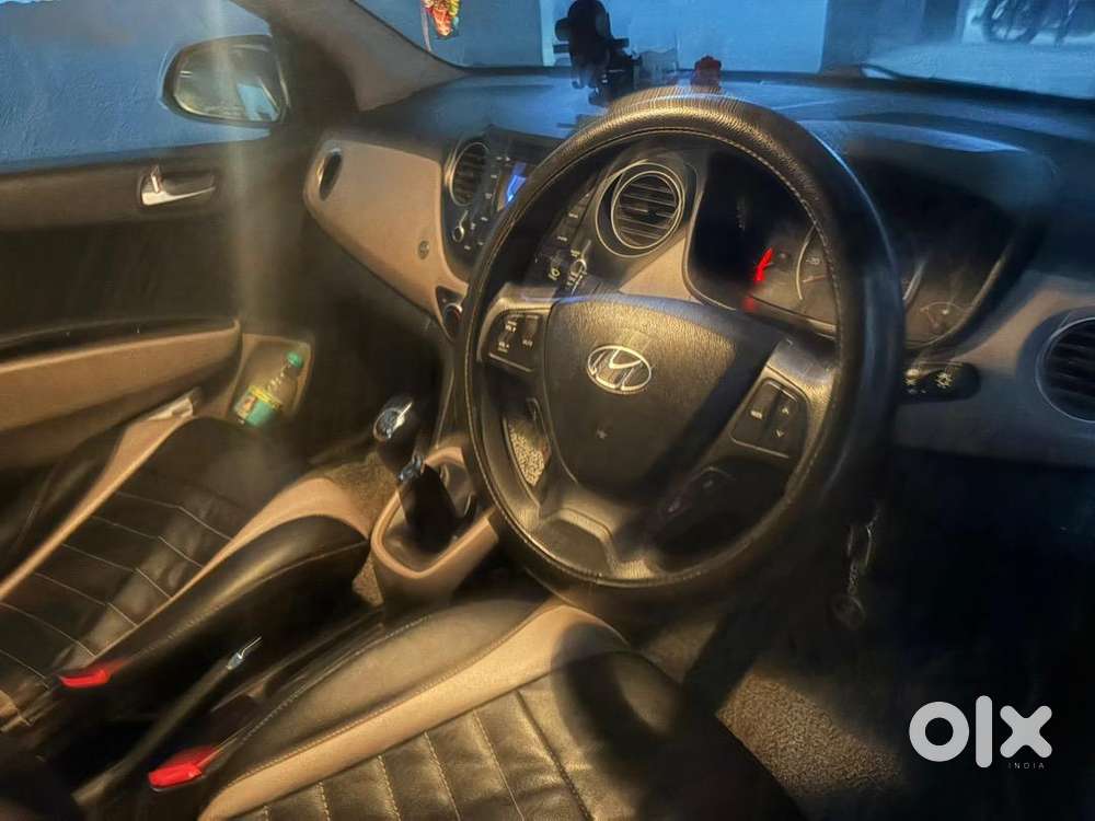 Hyundai Grand I10 2016 Petrol Well Maintained