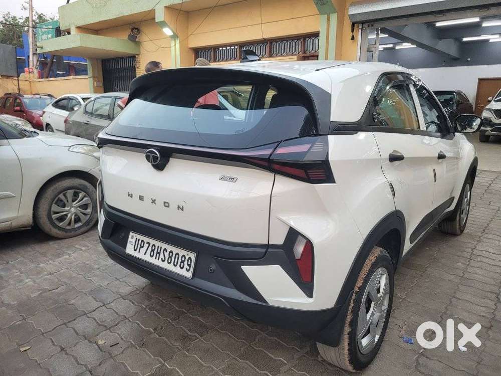 Tata Nexon, 2024, Petrol