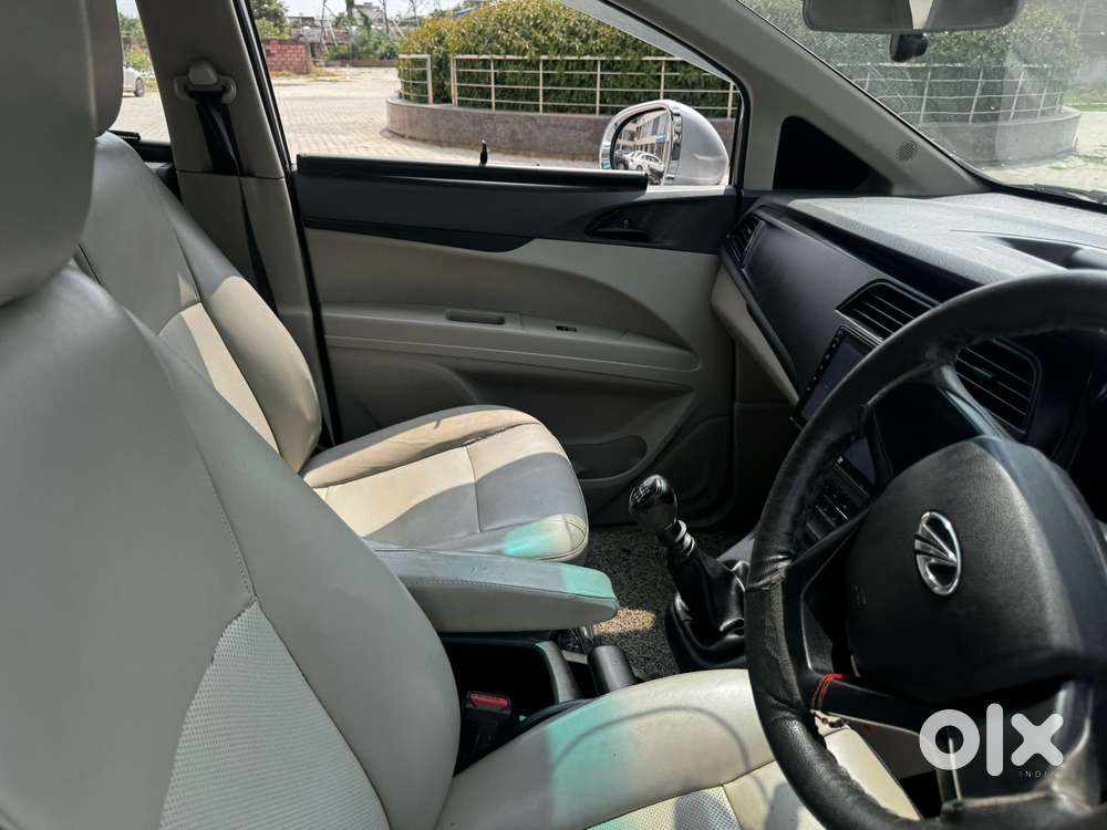 Mahindra Marazzo M4, 2018, Diesel