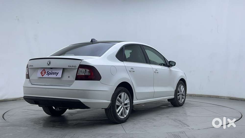 Skoda Rapid 1.5 Tdi Style/1.5 At Style, 2021, Petrol