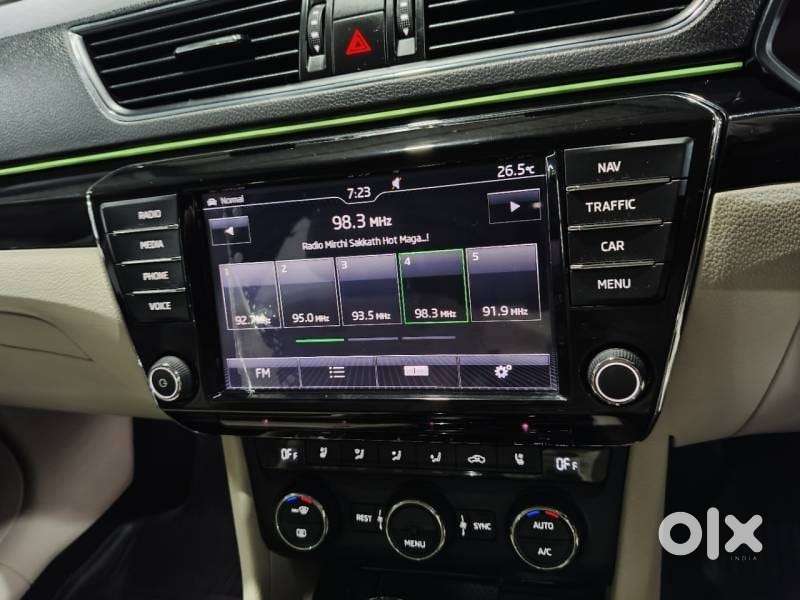 Skoda Superb L&k 2.0 Tdi At, 2017, Petrol