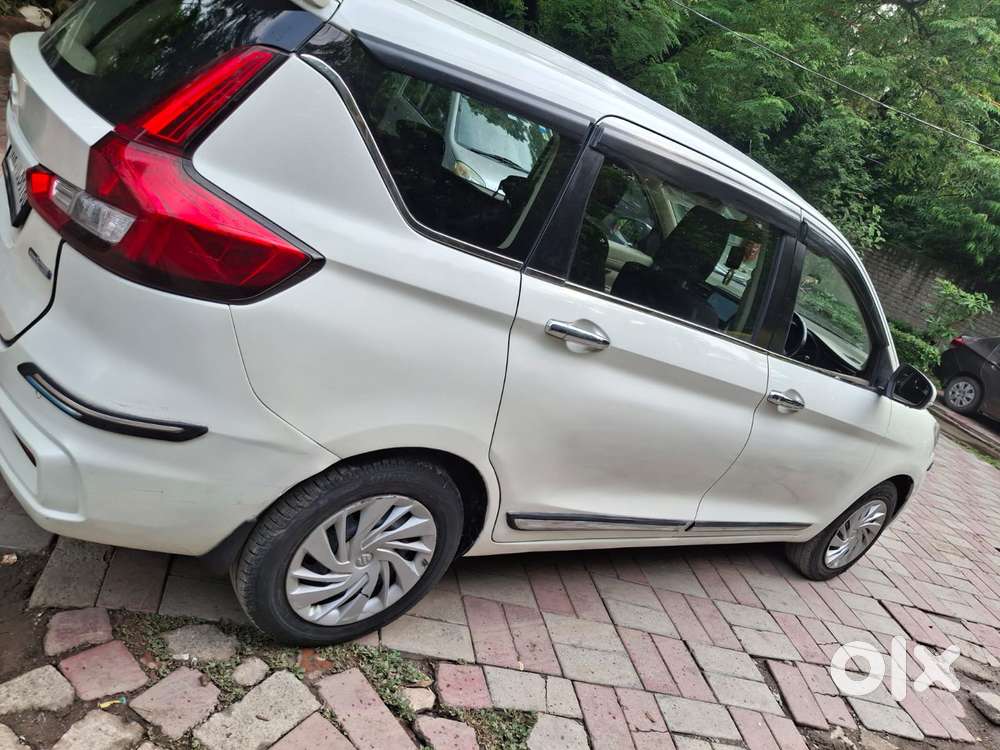Maruti Suzuki Ertiga 1.5 Vxi, 2020, Cng & Hybrids