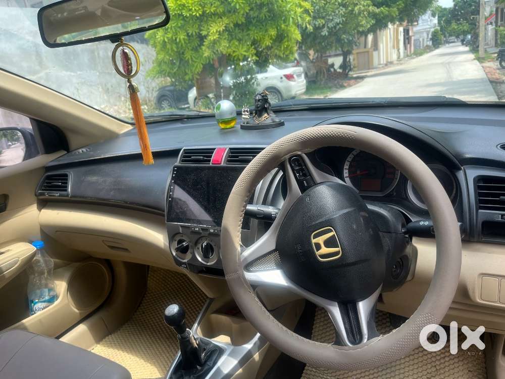 Honda City Zx 2010 Petrol Well Maintained