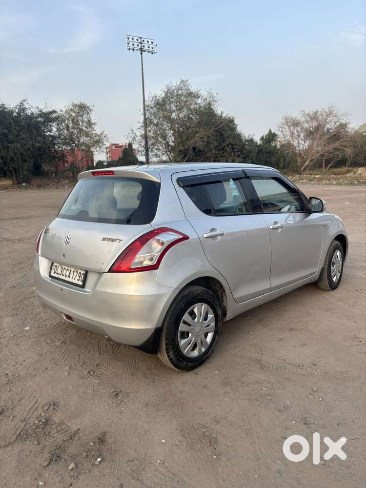 Maruti Suzuki Swift Vxi Cng, 2013, Cng & Hybrids