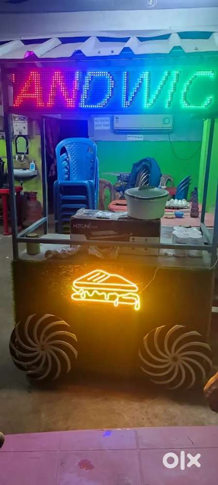 Food cart/Food stall with sandwich grill and pizza oven..