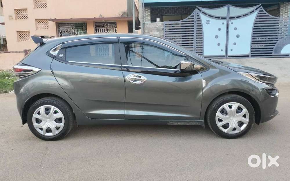 Tata Altroz Xm Plus Petrol, 2024, Petrol