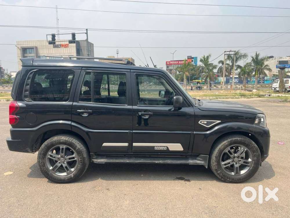 Mahindra Scorpio S11 Mt 7s, 2022, Diesel