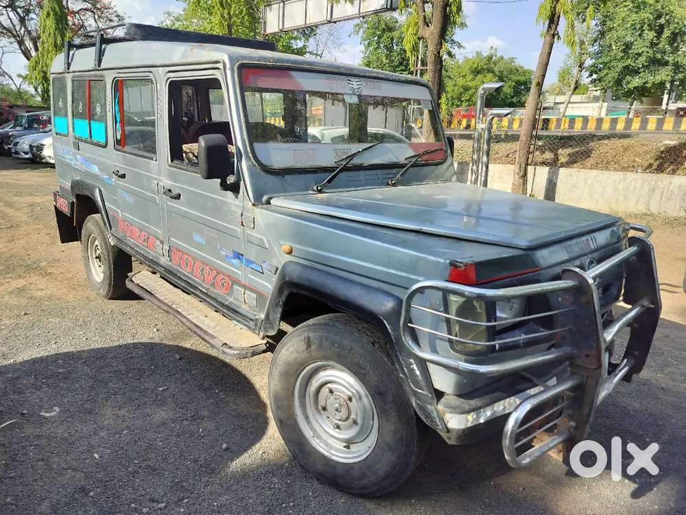 Force Motors Trax Cruiser 2004