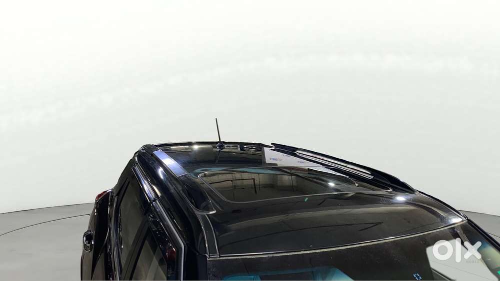 Mahindra Xuv300 W8 Option, 2021, Petrol