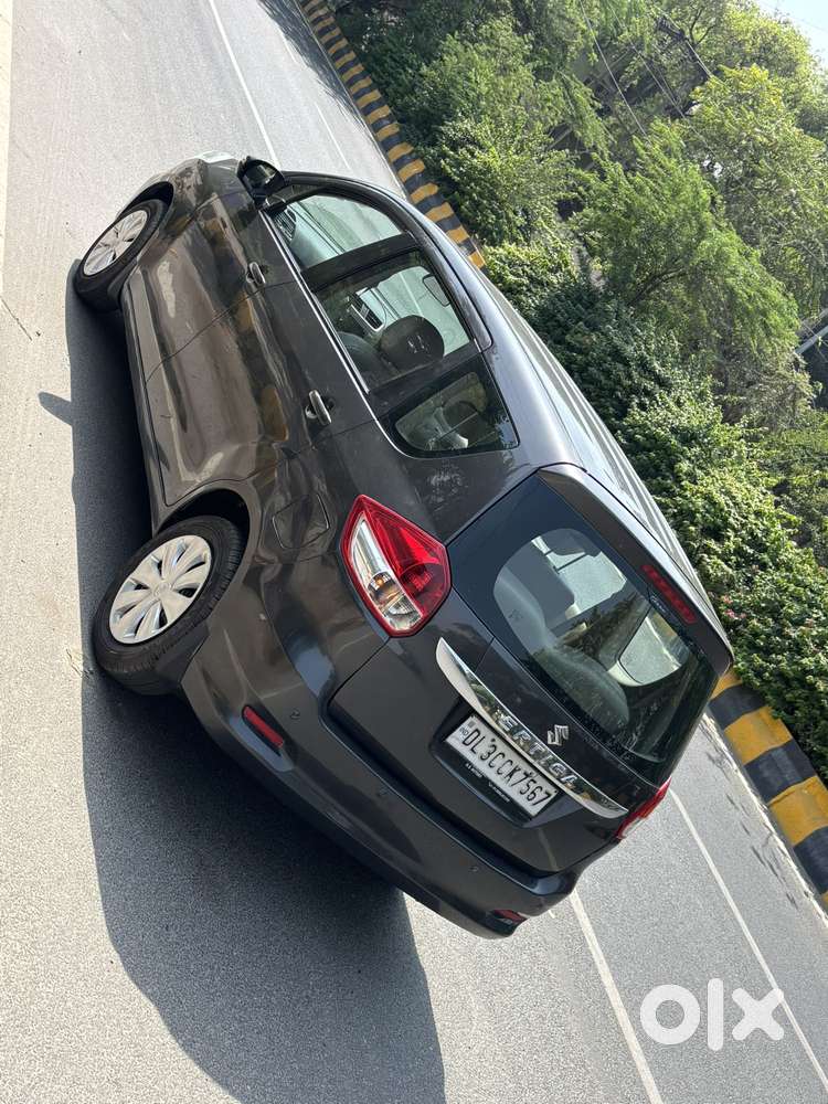 Maruti Suzuki Ertiga 1.4 Vxi Cng Anniversary Edition, 2016, Cng & Hy..
