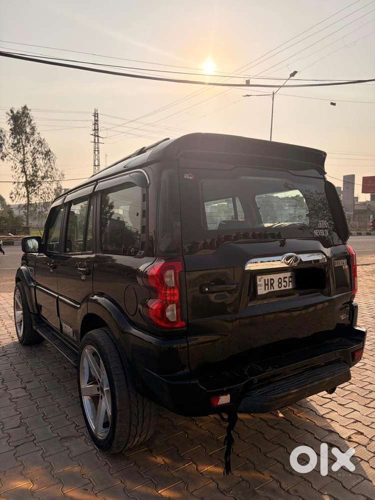Mahindra Scorpio Classic 2.2 S 11 Mt 7 Str, 2022, Diesel
