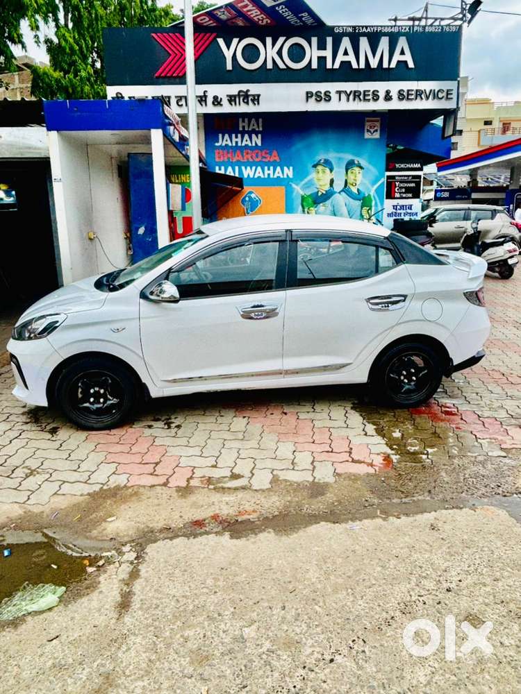 Hyundai Aura 2025 Cng