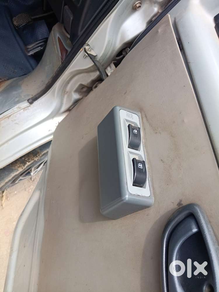 Maruti Suzuki Eeco 5 Seater Ac, 2013, Lpg