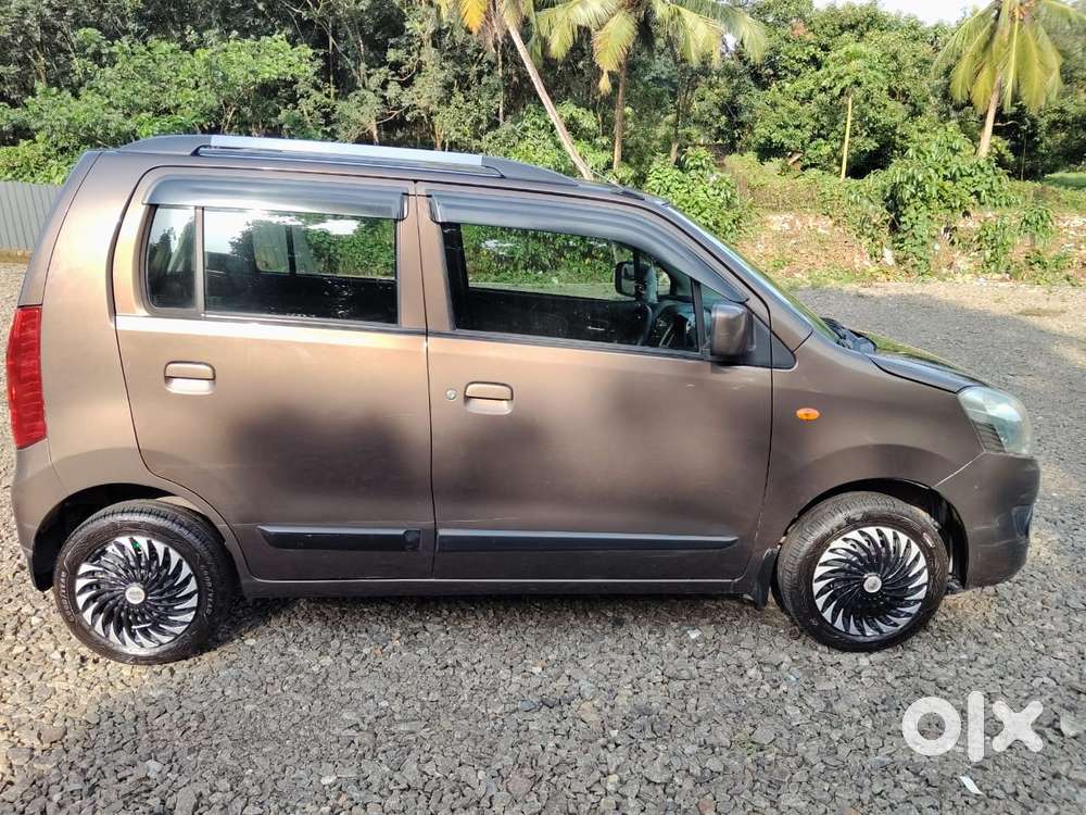 Maruti Suzuki Wagon R 1.0 Vxi Ags, 2017, Petrol