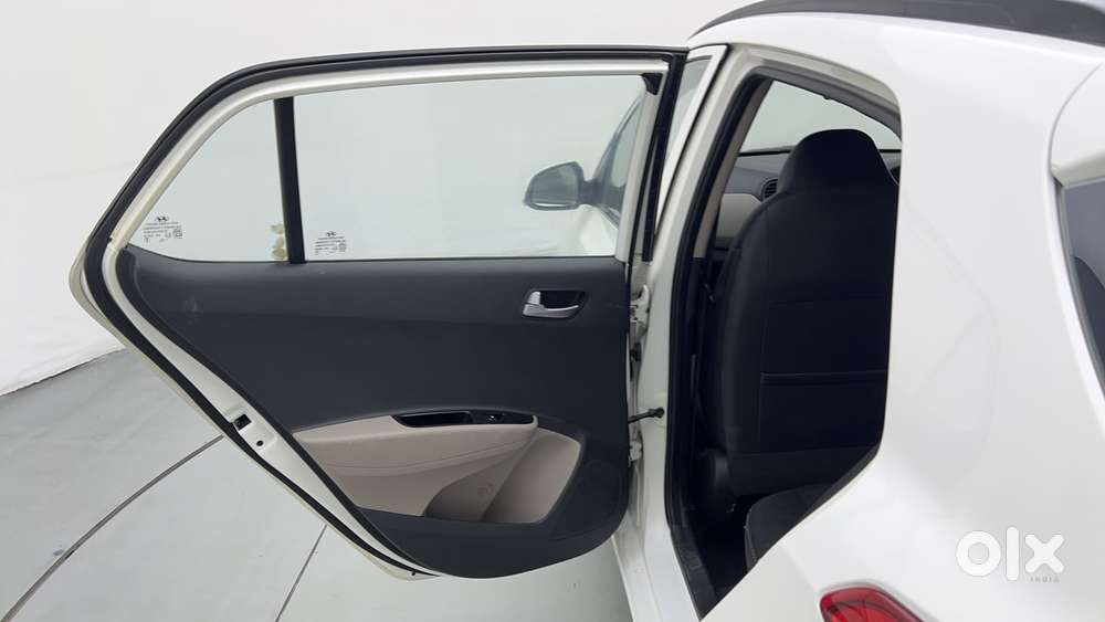 Hyundai Grand I10 [2017-2020] 1.2 Kappa Vtvt Sportz At, 2014, Petrol