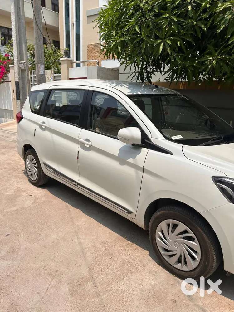 Toyota Rumion Petrol 2025