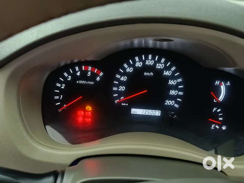 Toyota Innova 2.5 Vx 2010