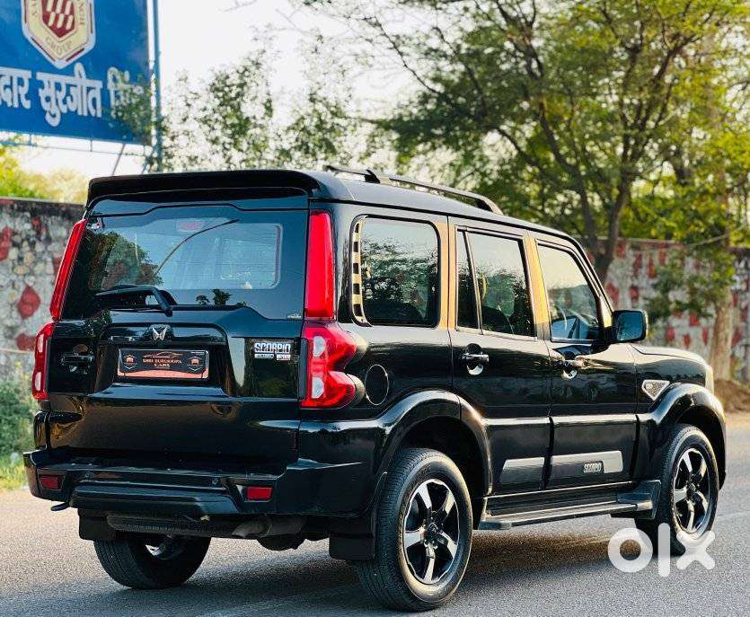 Mahindra Scorpio Classic 2.2 S 11 Mt 7 Str, 2024, Diesel