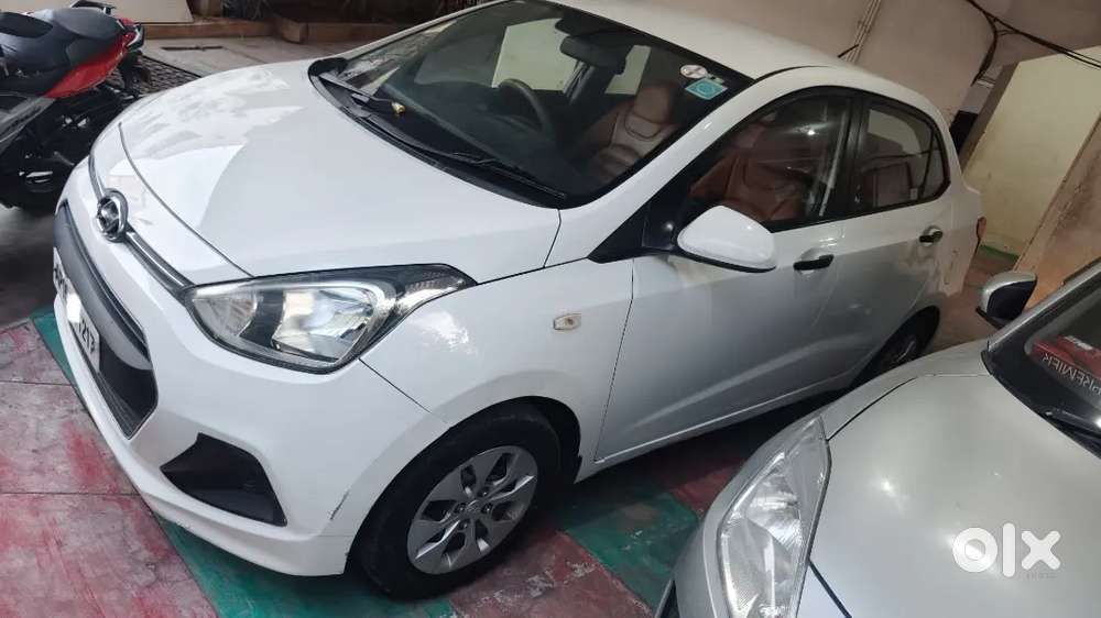 Hyundai Xcent Vtvt. 2014 Petrol 115000 Km Driven