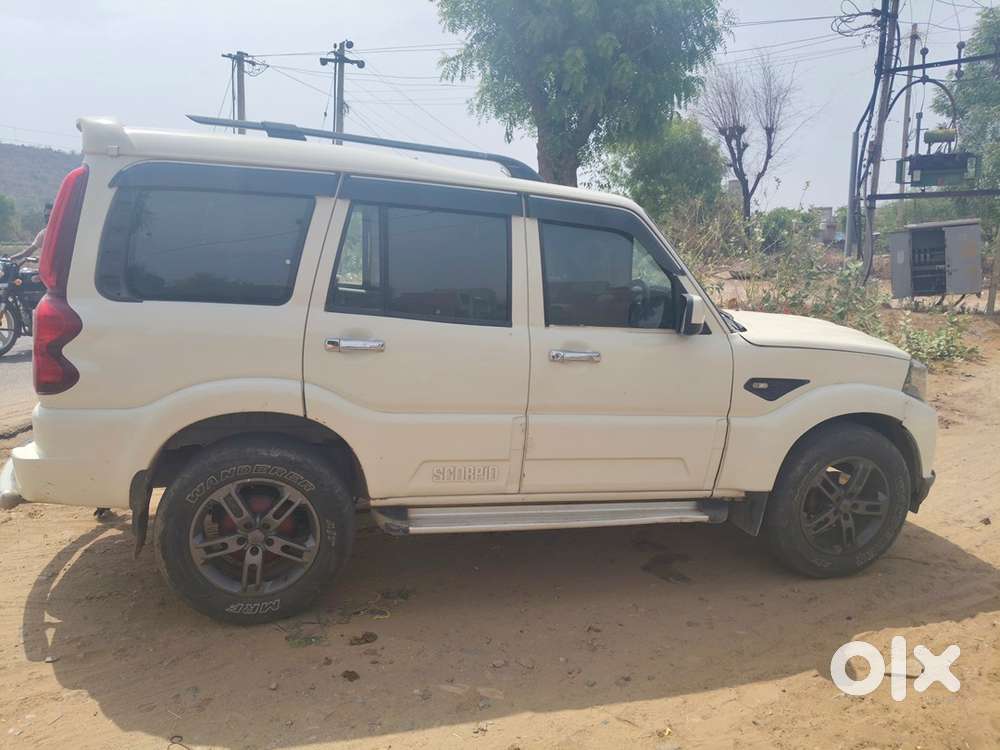 Mahindra Scorpio 2019 Diesel 95000 Km Driven