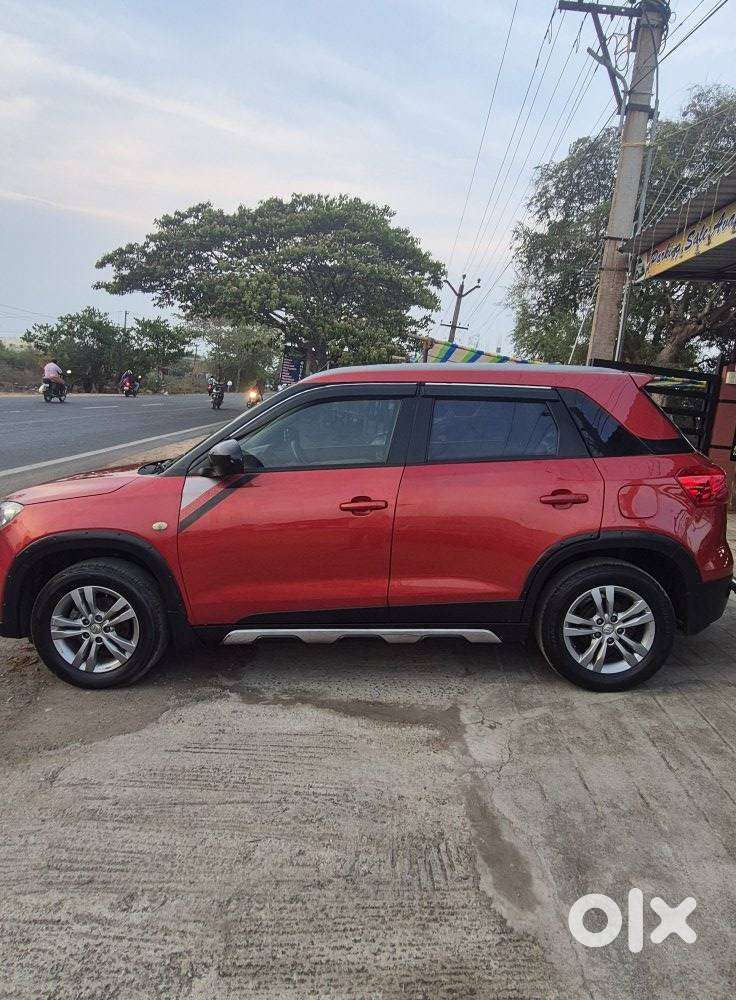 Maruti Suzuki Brezza Zdi+ Dual Tone, 2017, Diesel