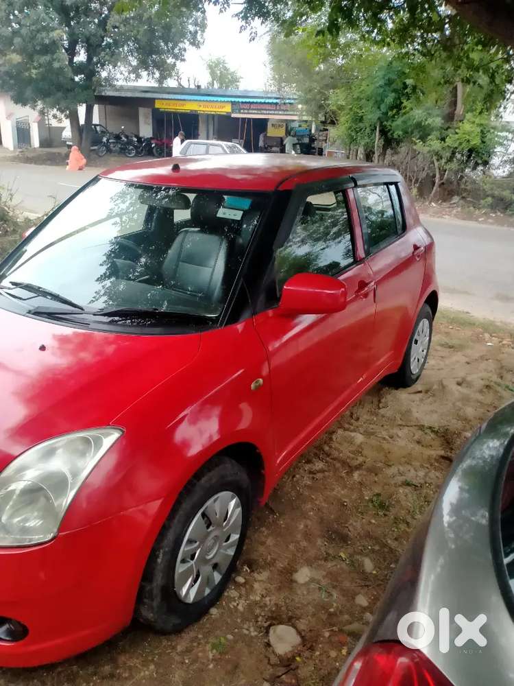 Maruti Suzuki Swift 2006 Petrol 95000 Km Driven