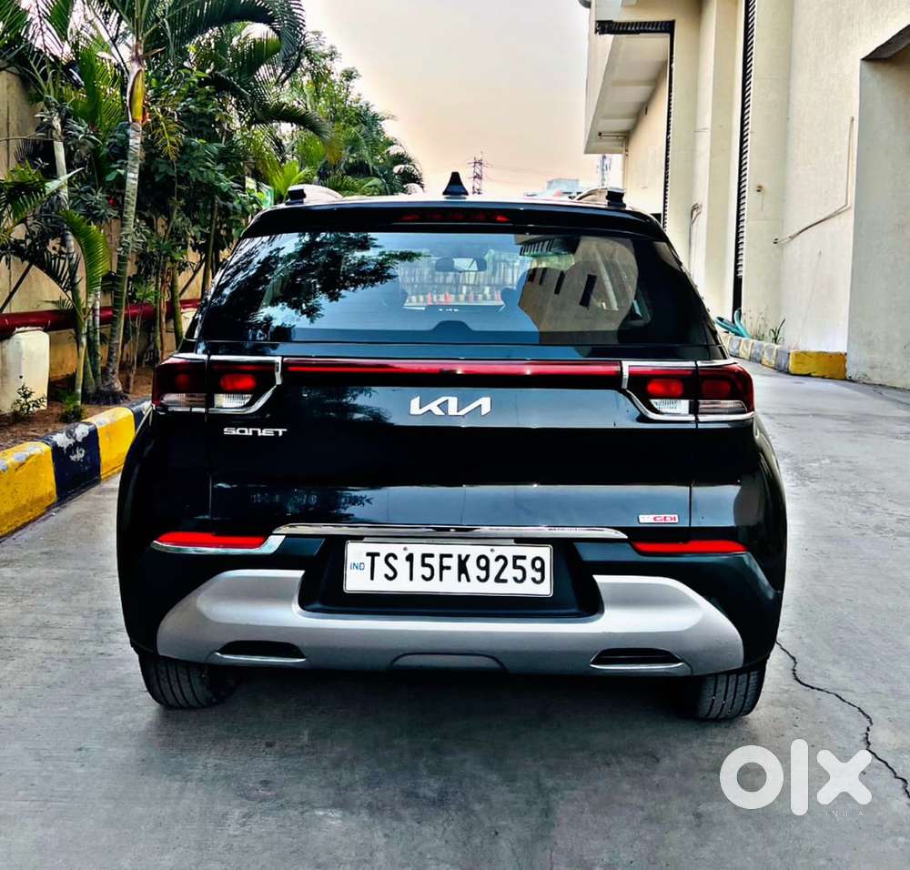 Kia Sonet Petrol 2023