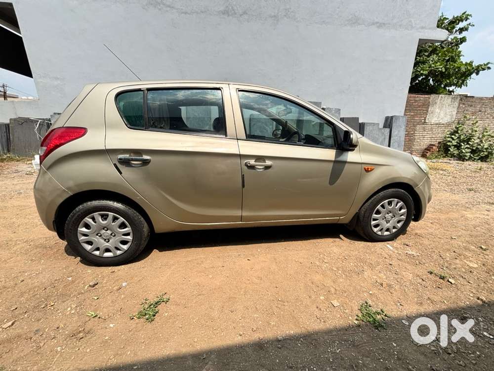 Hyundai I20 Petrol 83500 Km Driven