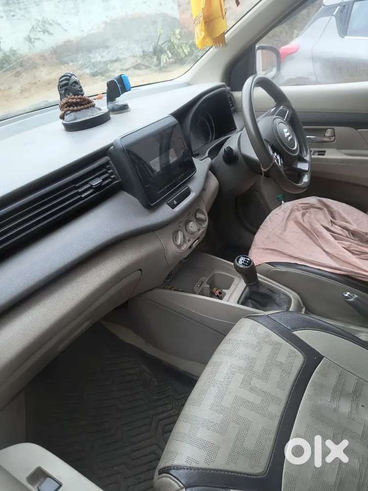 Maruti Suzuki Ertiga 2023 Cng & Petrol  84000 Km Driven