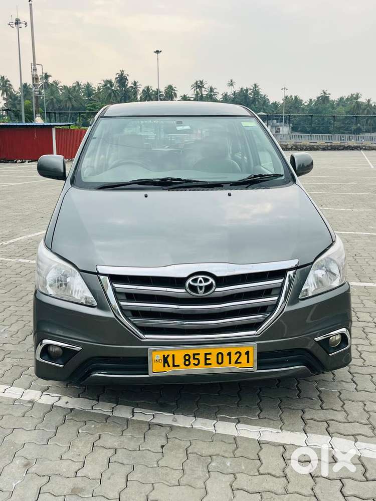 Toyota Innova 2.5 Ev (diesel) Ps 7 Seater Bs Iv, 2014, Diesel