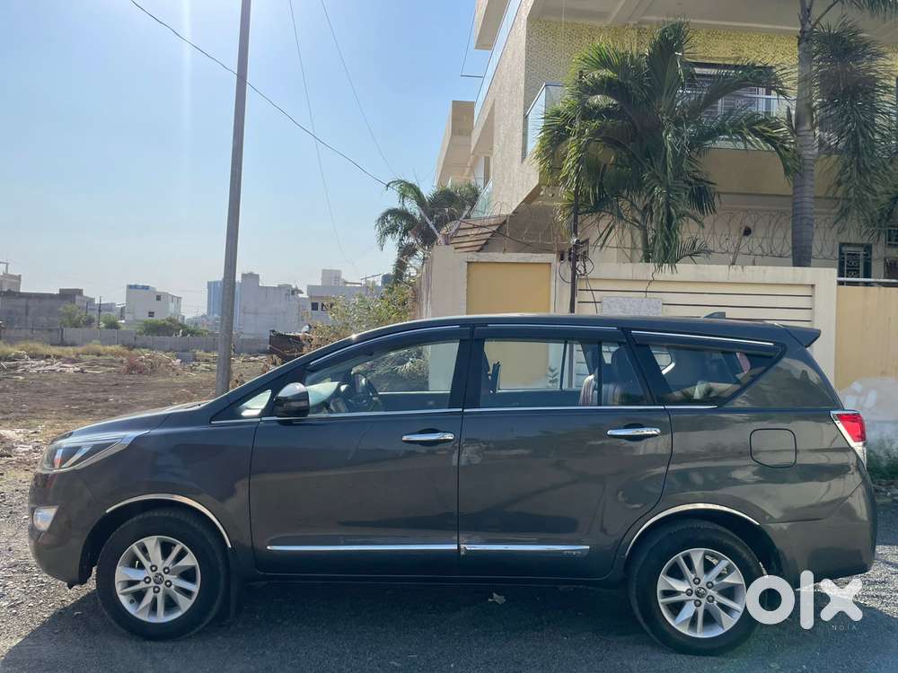 Toyota Innova Crysta 2.4 G Mt 7 Str, 2019, Diesel
