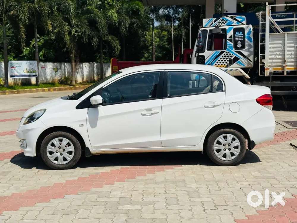 Honda Amaze 2014 Petrol Well Maintained