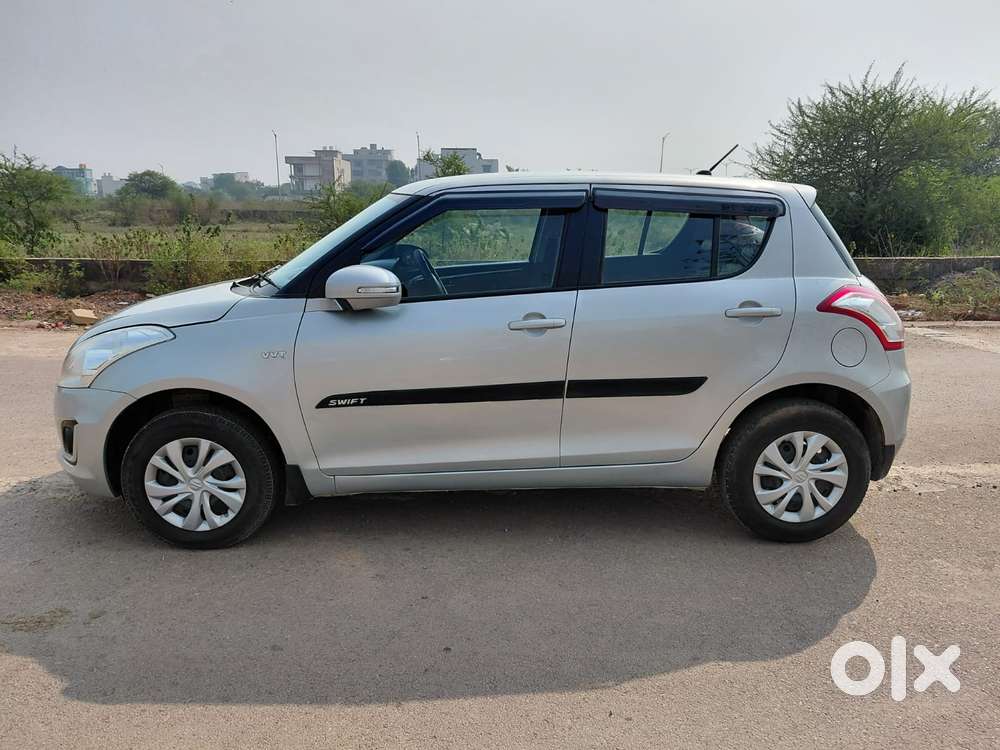 Maruti Suzuki Swift Vxi, 2016, Petrol