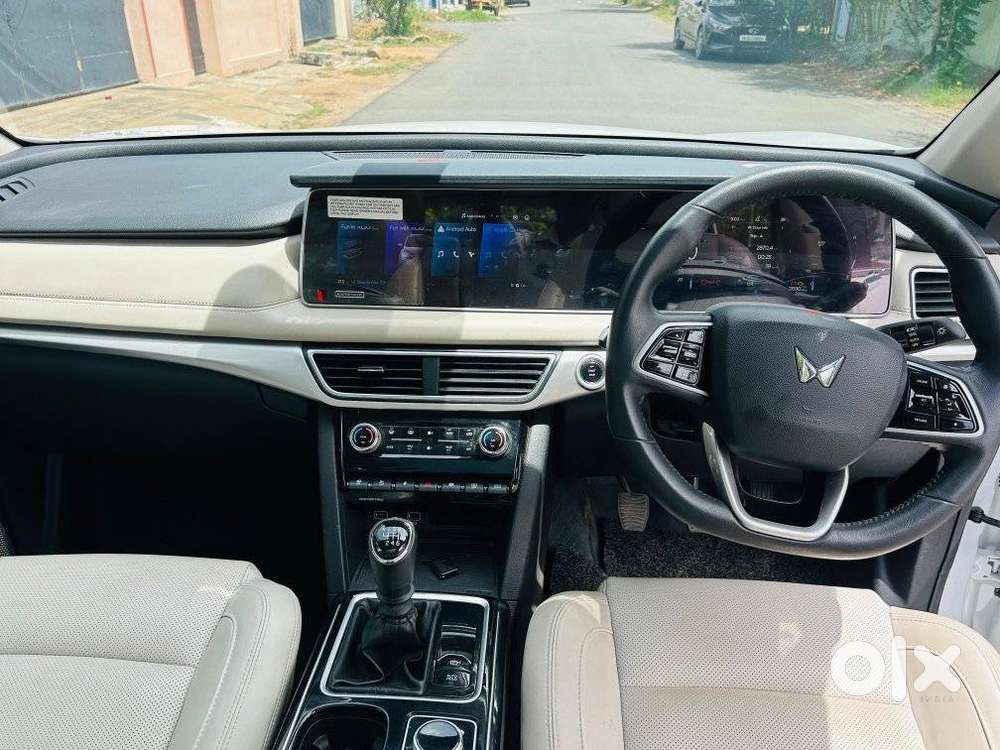 Mahindra Xuv700 2.2 Ax 7 Diesel Mt Str, 2024, Diesel