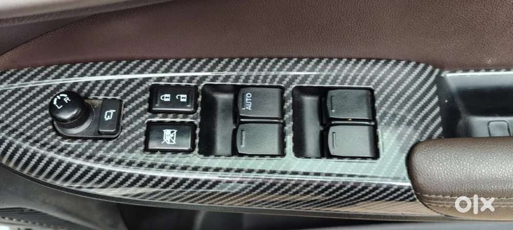 Toyota Urban Cruiser Taisor V 1.0 Petrol Mt, 2025, Petrol