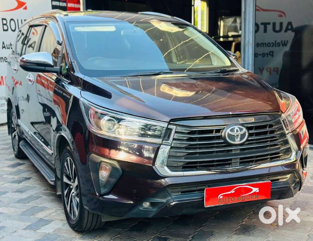 Toyota Innova Crysta 2.8z Automatic, 2021, Diesel