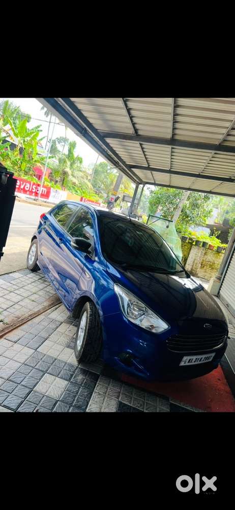 Ford Figo Petrol 2016