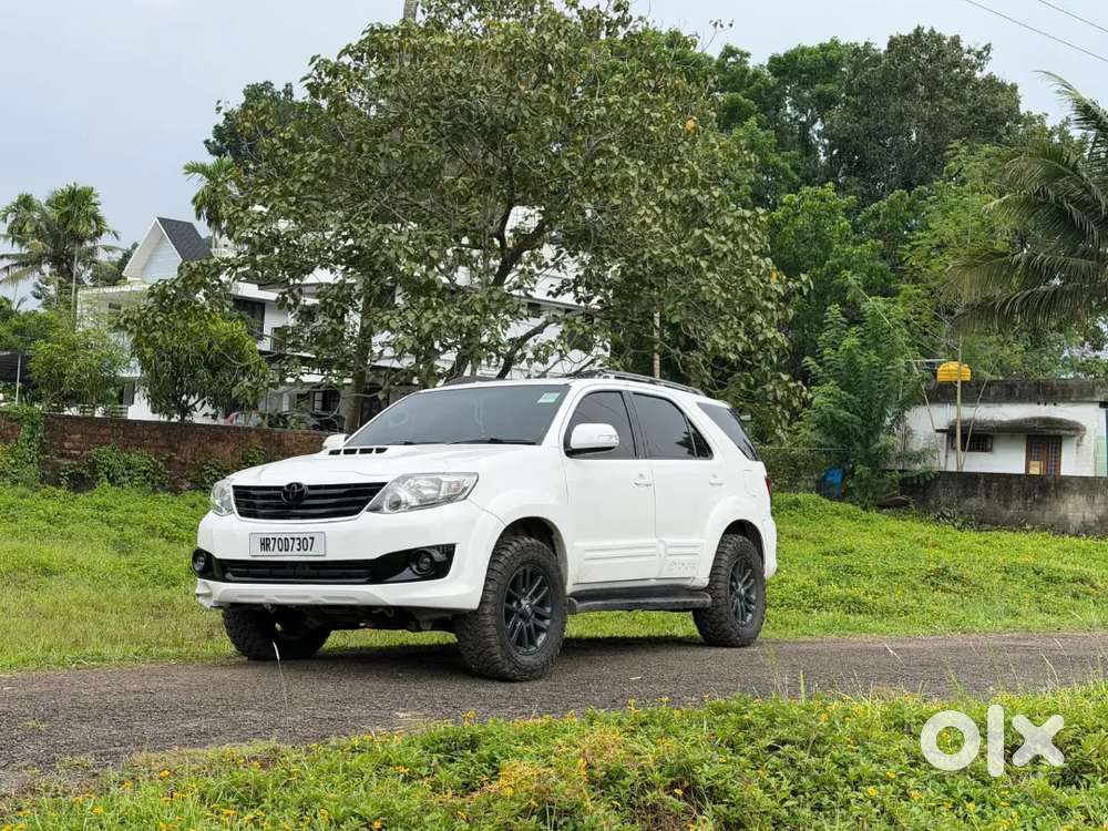 Toyota Fortuner 3.0 4x4 Automatic 2015